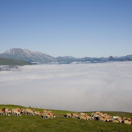 Hotel Le Viscos Saint-Savin  Zewnętrze zdjęcie
