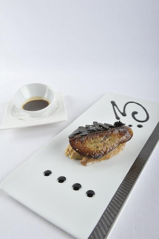 Hotel Le Viscos Saint-Savin  Zewnętrze zdjęcie